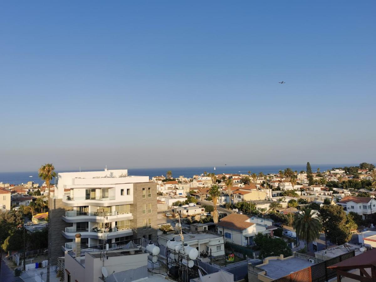 Carisa Downtown With Rooftop Pool Larnaca Eksteriør billede